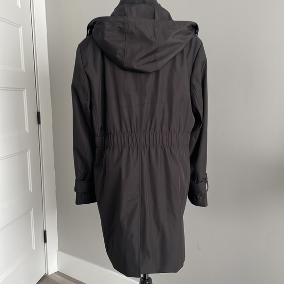 NEW Calvin Klein Softshell Jacket 🖤 - Picture 6 of 15